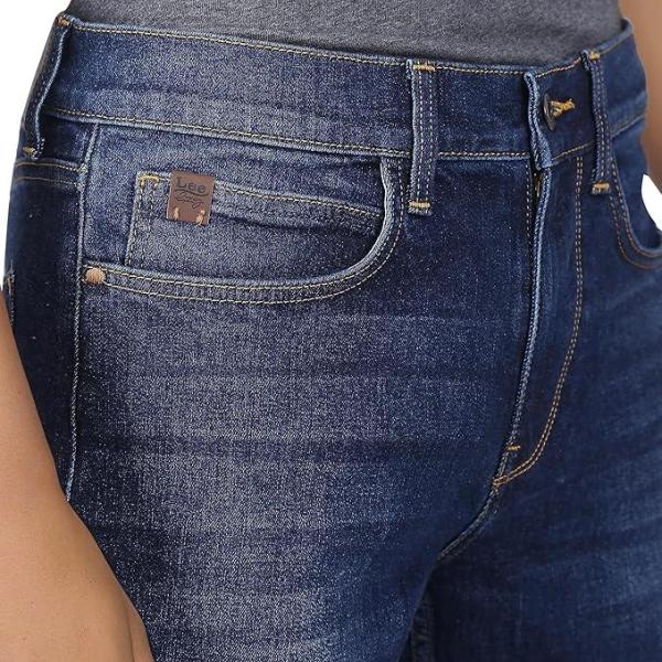 Lee-Men Blue Travis Slim Tapered Fit Mid Rise Jeans